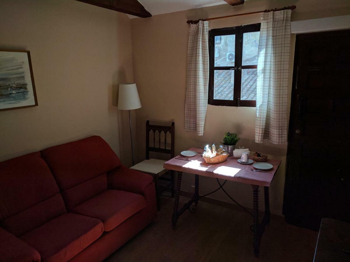 Acogedor apartamento en el casco histórico Toledo Exterior foto